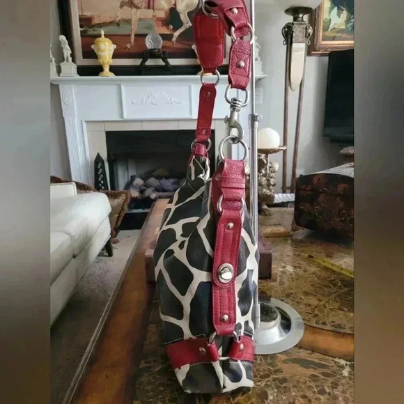 DOONEY & BOURKE GIRAFFE PRINT LEATHER - Picture 5 of 11